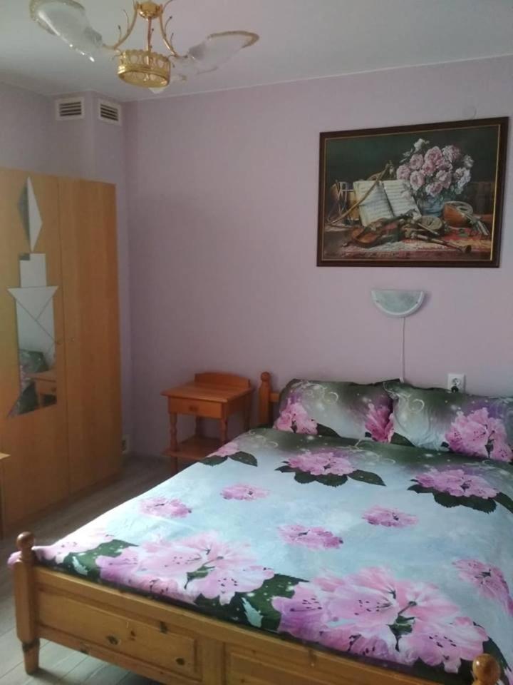 Veselata Guest House Dolna Banya Exterior photo